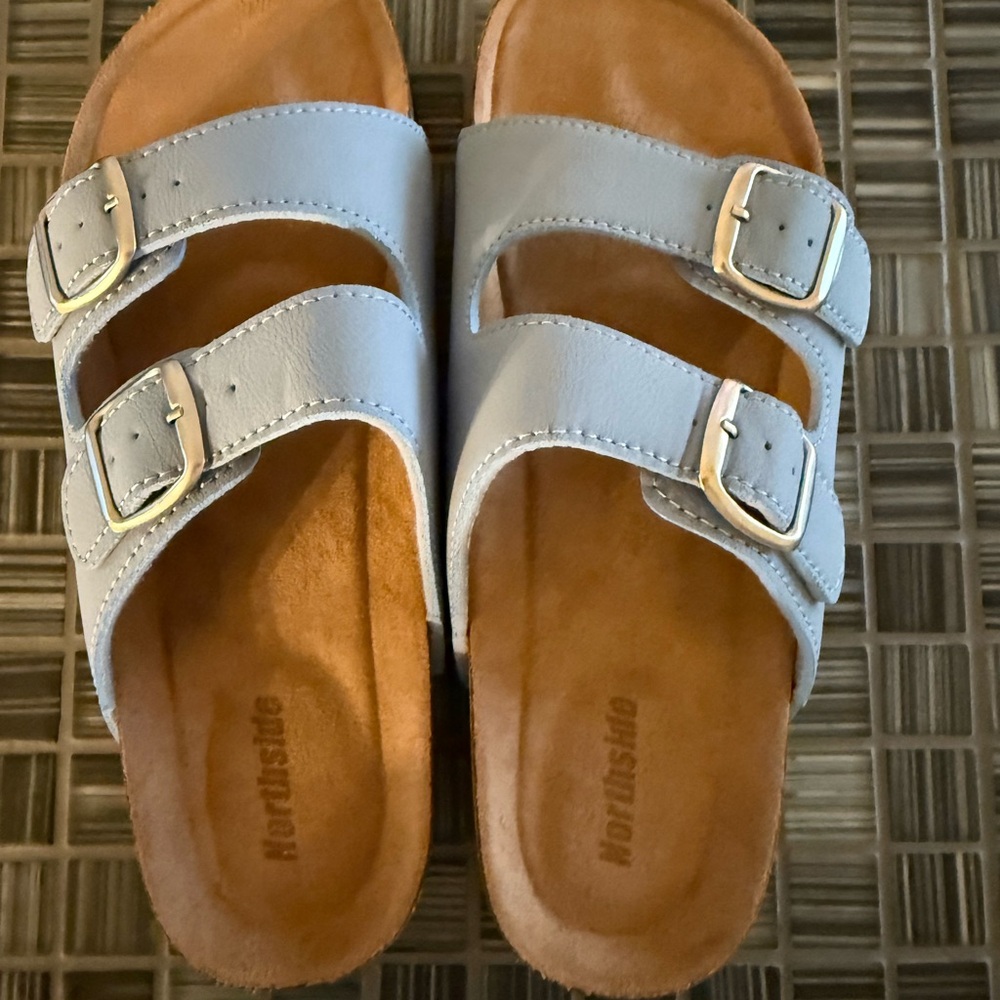 Northside Women’s Light Blue Sandals.
NEW IN BOX - Picture 3 of 4